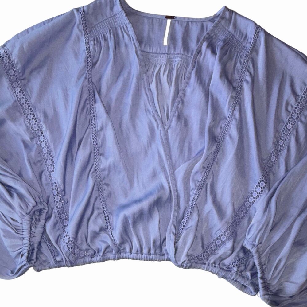 Free People Weekend Love Top Periwinkle Blue Batwing Sleeve Size XS Boho Flowy
